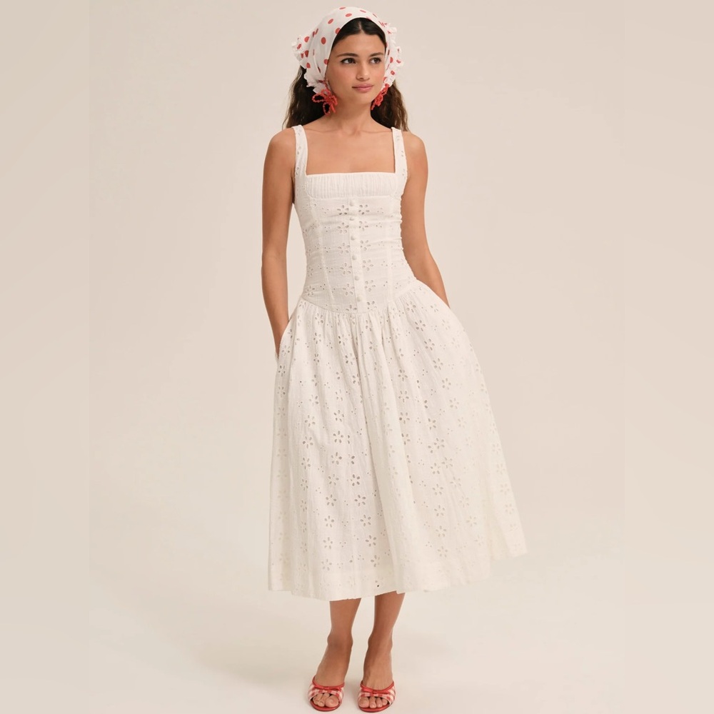 For loves & Lemons Dreamy Daisy Midi Dress
Size Large. NWT